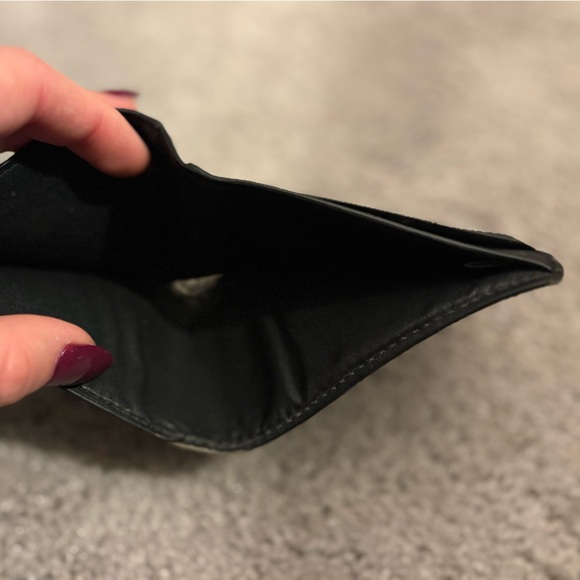 Coach Id Billfold Wallet in Signature Canvas - Picture 8 of 13